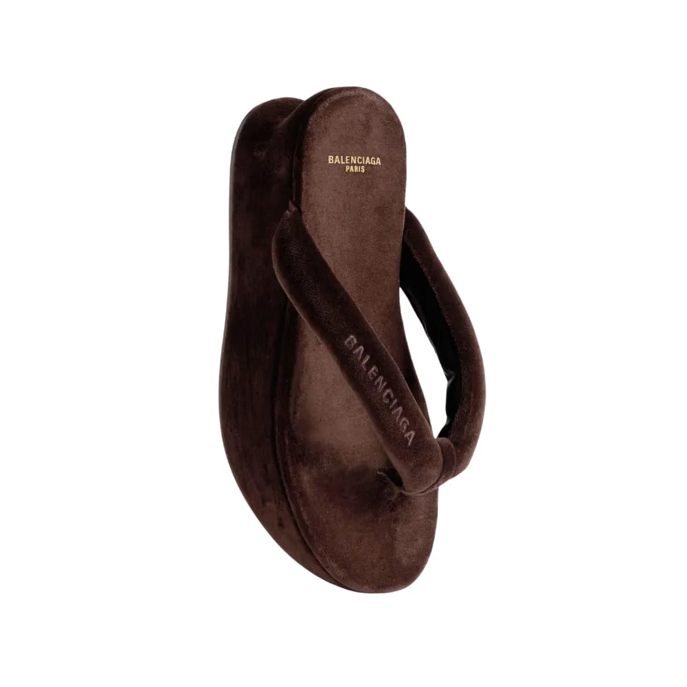 Balenciaga Gaeta Thong In Moka