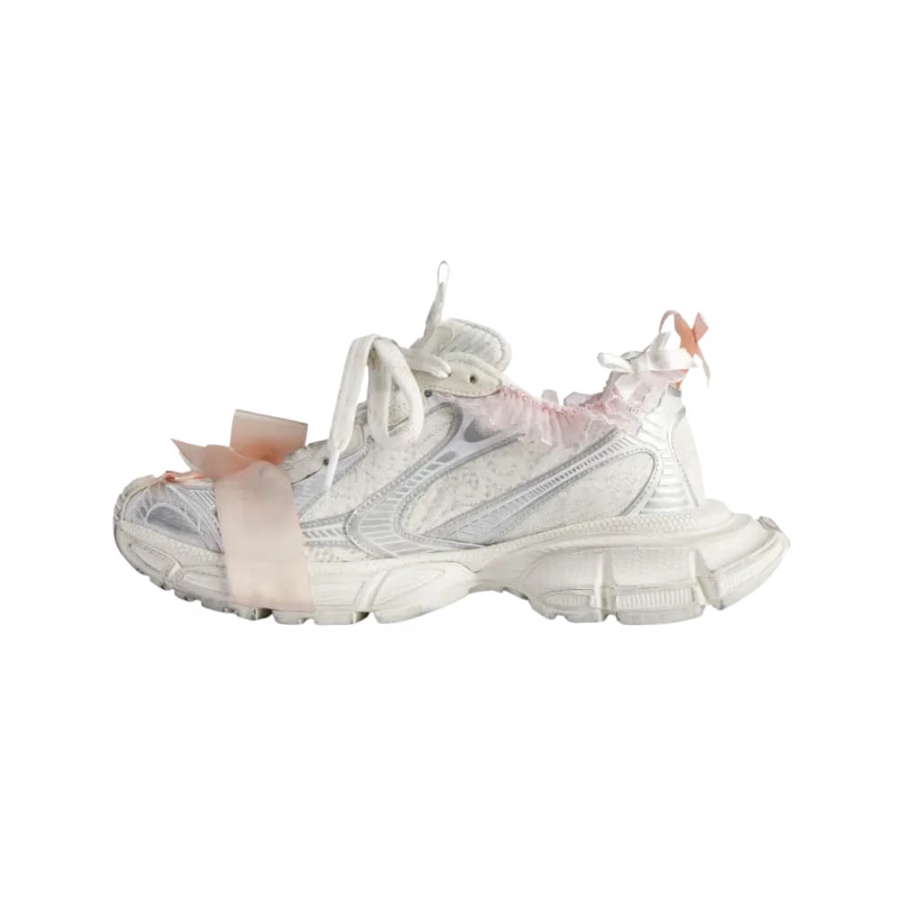 Balenciaga 3XL Lace Sneaker In Light Pink