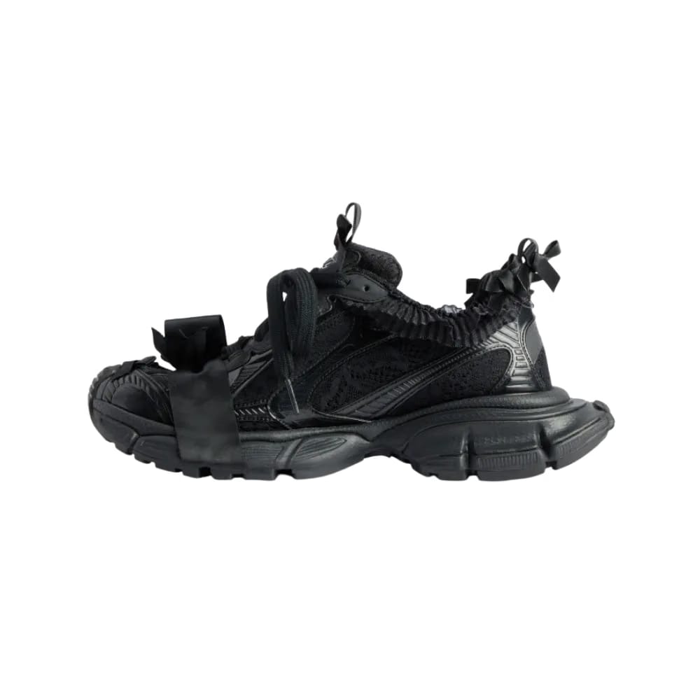 Balenciaga 3XL Lace Sneaker In Black
