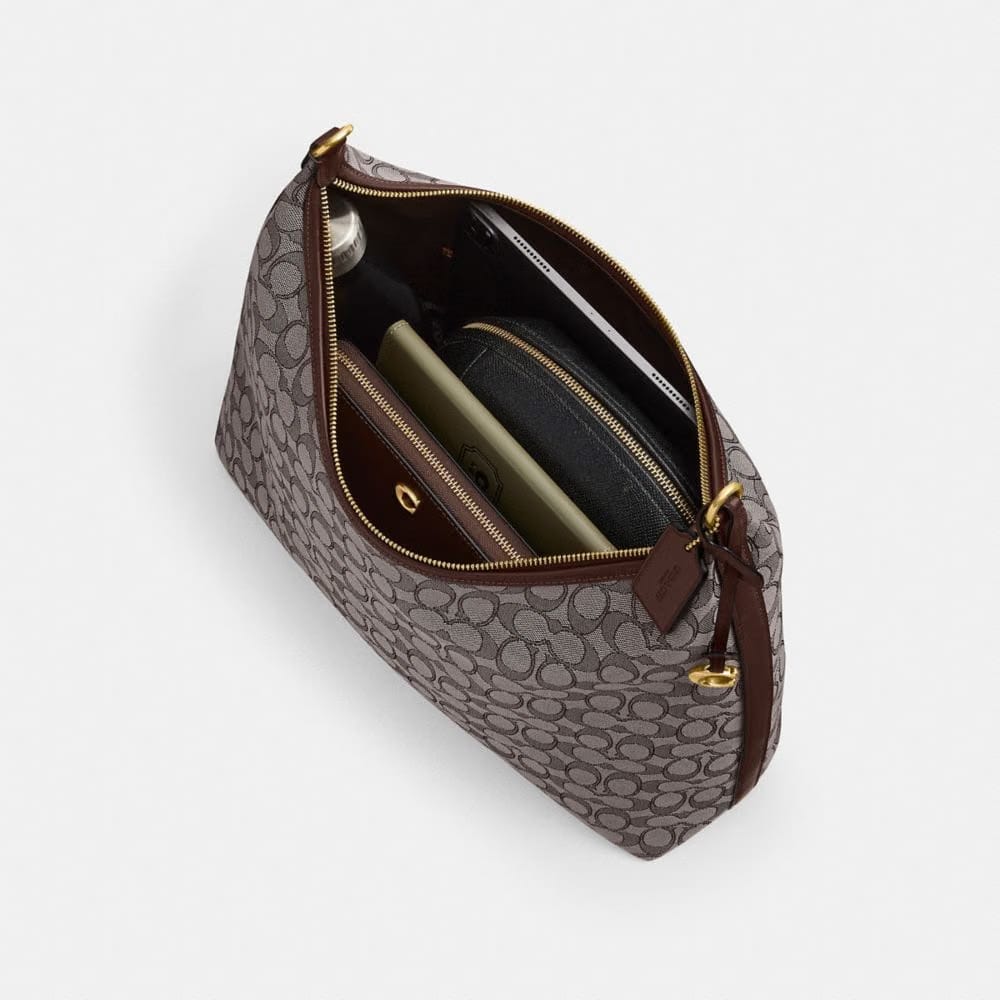 Juliet Shoulder Bag 38 In Signature Jacquard