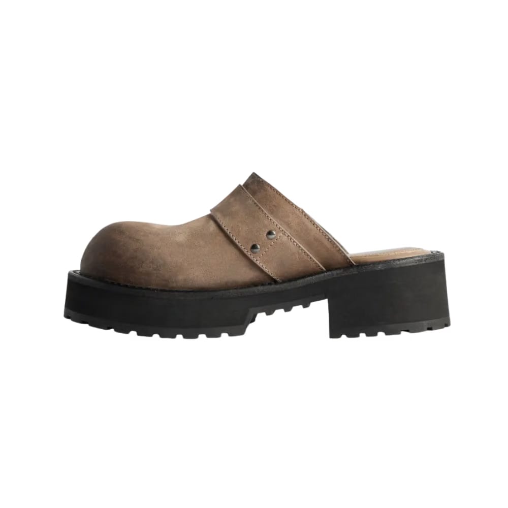 Balenciaga Venom Mule In Biscuit