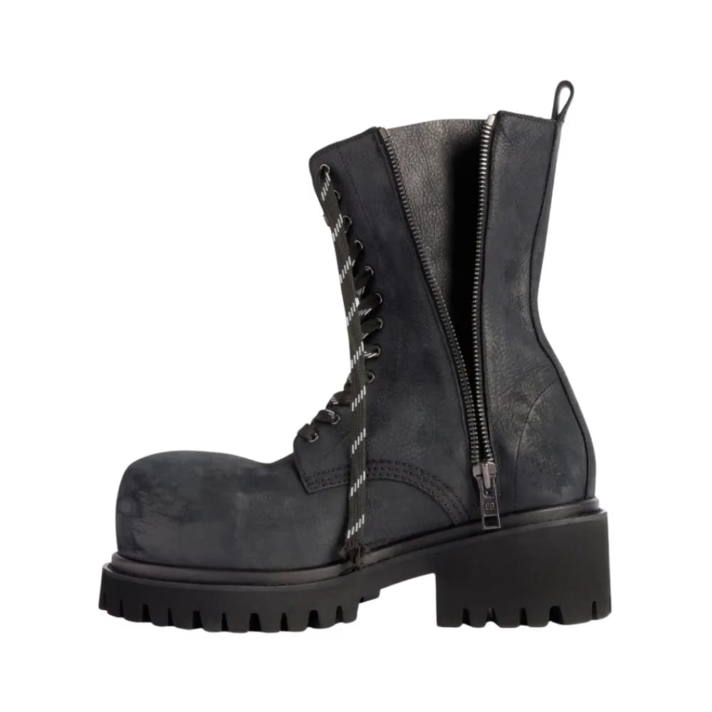 Balenciaga Stomper Zipped Bootie In Black