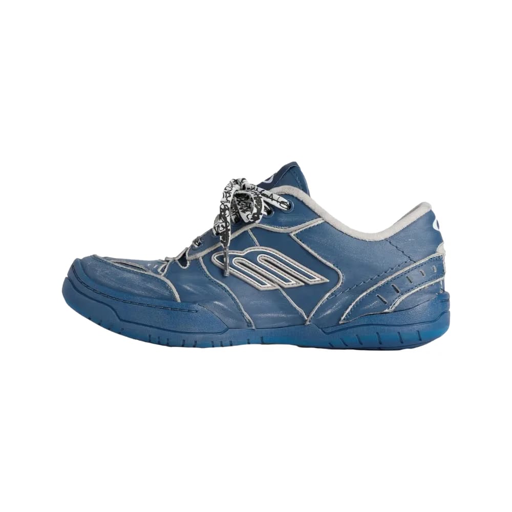 Balenciaga Hamptons Medium Worn-Out Sneaker In Navy