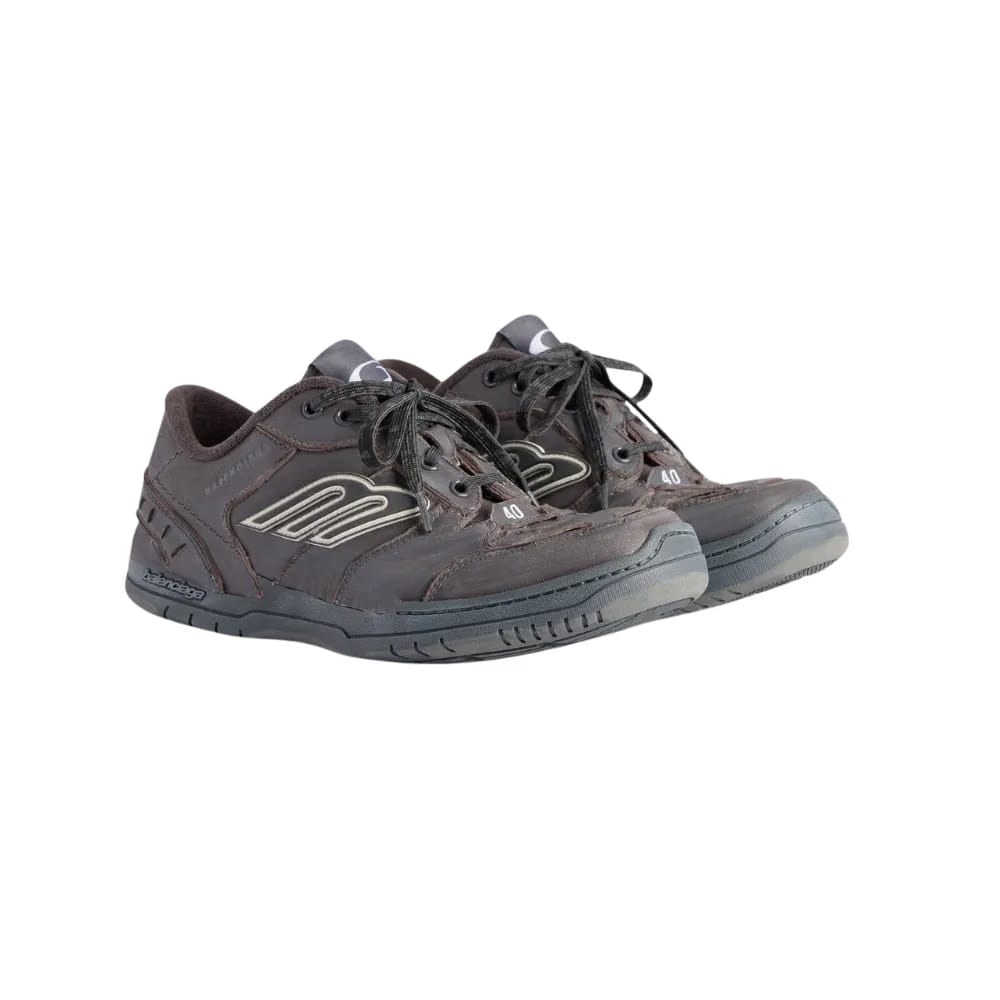 Balenciaga Hamptons Worn-Out Sneaker In Grey