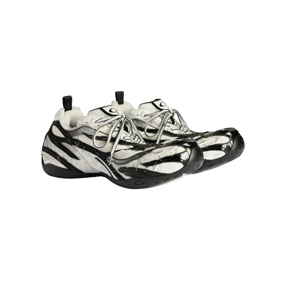 Balenciaga Soleless Sneaker In Black