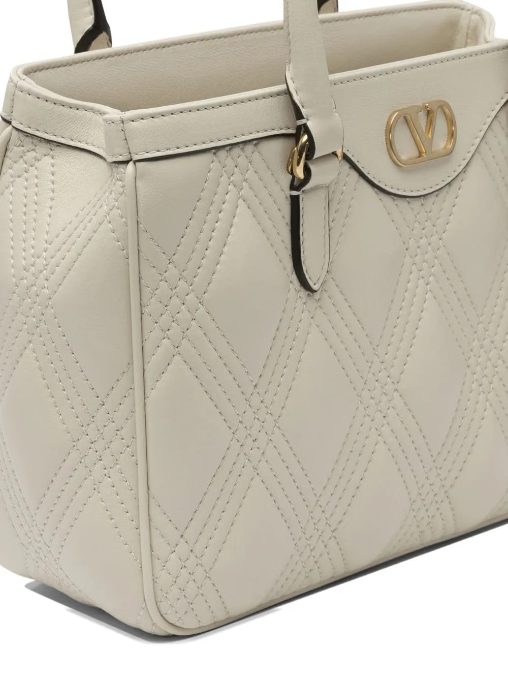 v-logo quilted shoulder bag