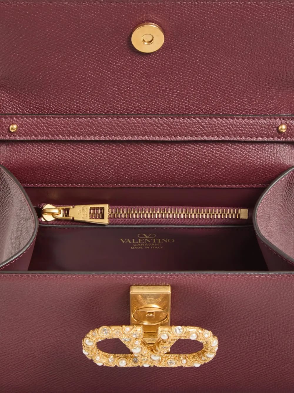 small VSling handbag