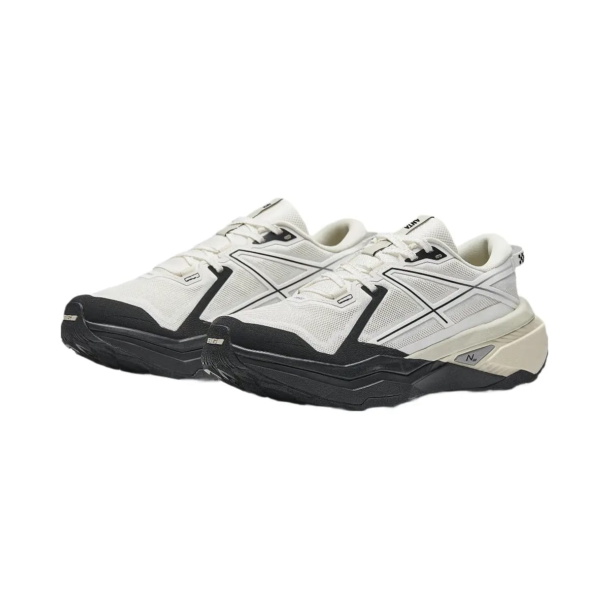 Anta Mens Saker White/Black