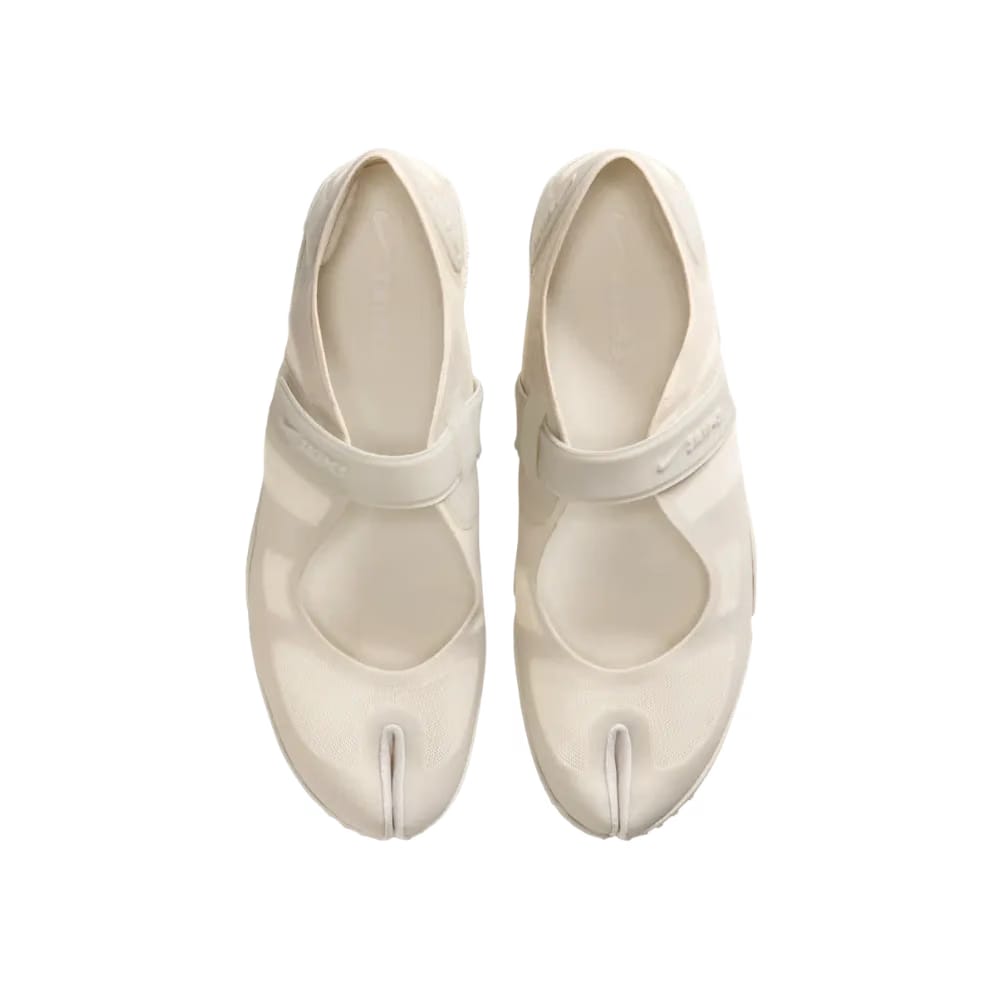 NikeSKIMS Air Rift 'Light Bone'