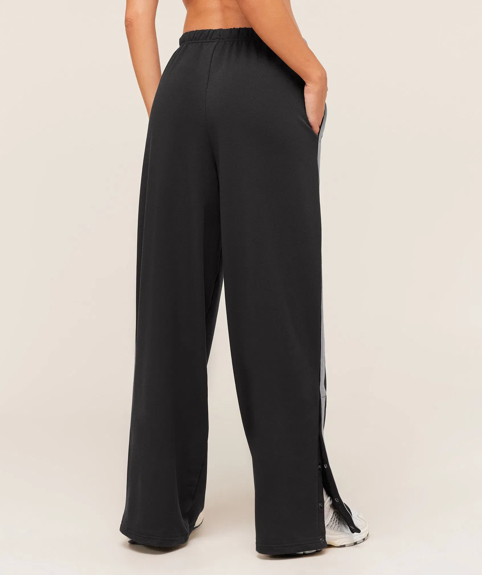Women's Gymshark Retro Stripe Snap Pants Black