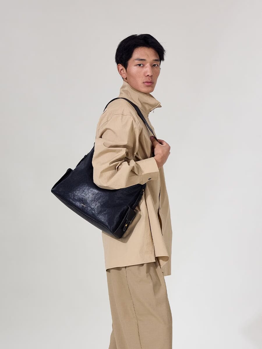 Songmont Medium Yore Hobo Bag Onyx