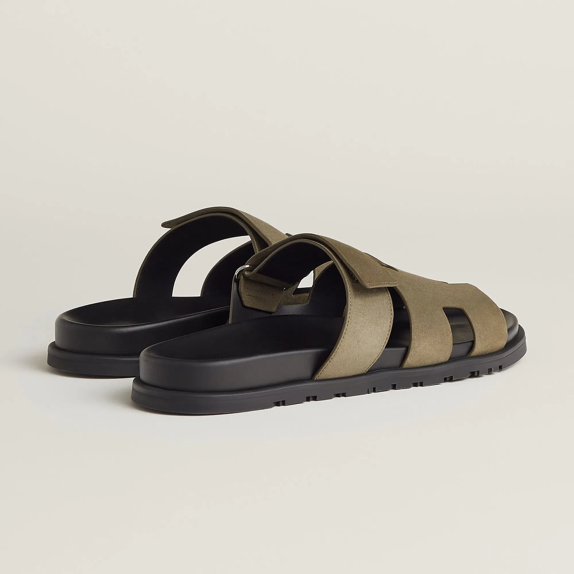 Hermes Chypre Sandal Noir