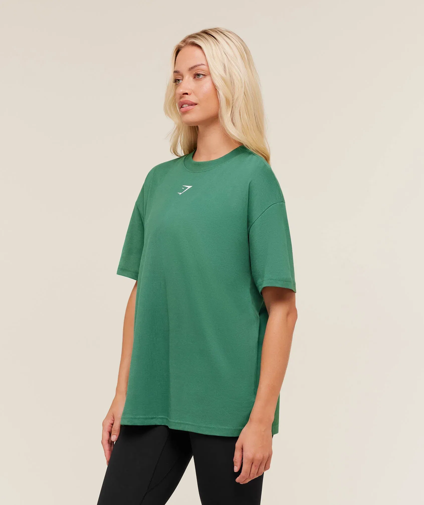 Women's Gymshark Trace Graphic Oversized T-Shirt Lift Green