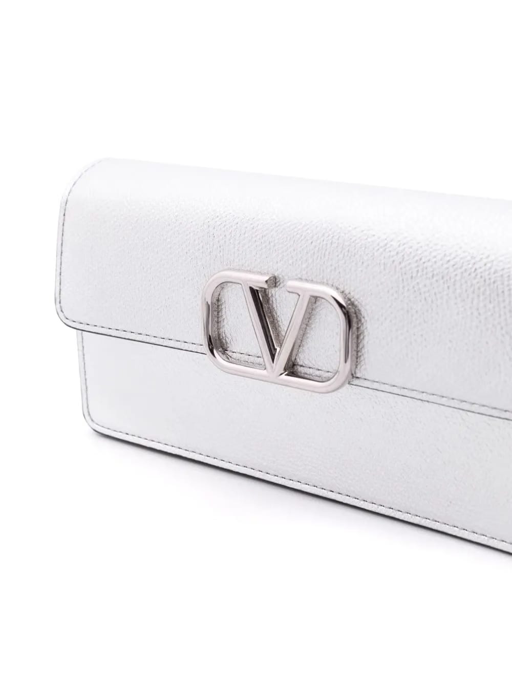VLogo Signature metallic wallet-on-chain