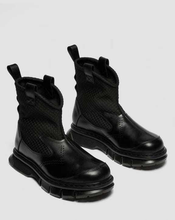 Dr Martens Qubist Rigger - Black