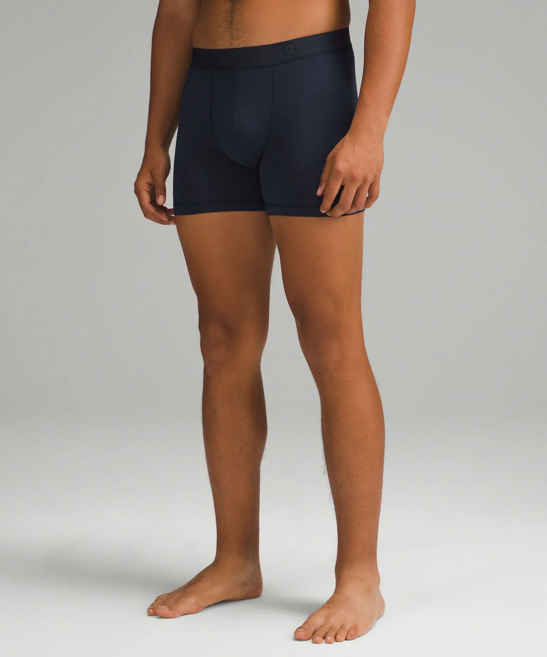 Lululemon Always In Motion Mesh Boxer 5" *Logo