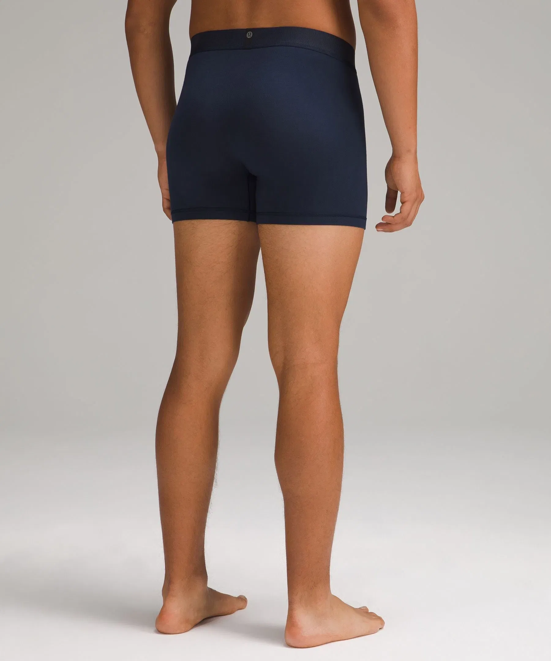 Lululemon Always In Motion Mesh Boxer 5" *Logo