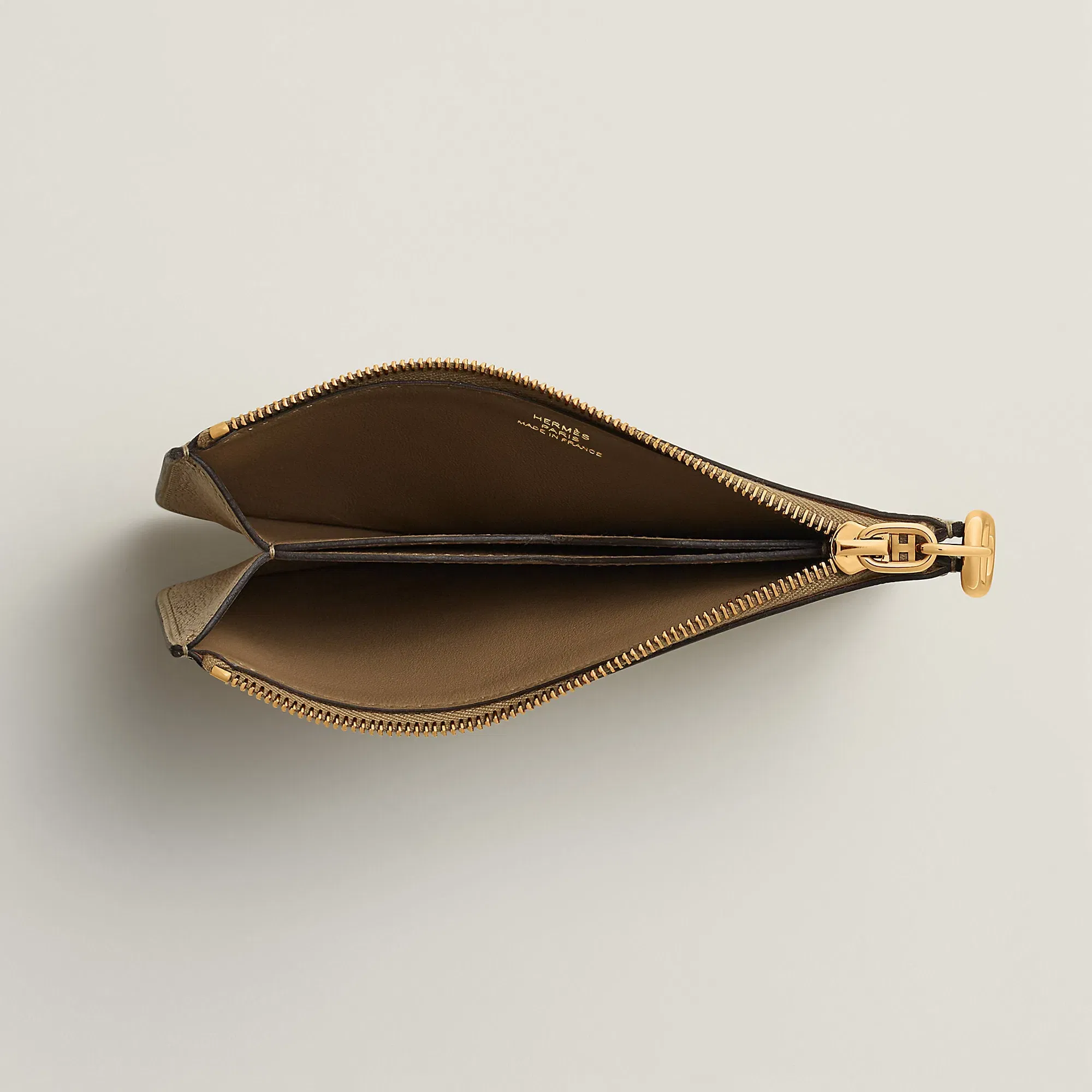 Hermes Zipengo Chaine D'Ancre Card Holder Bton
