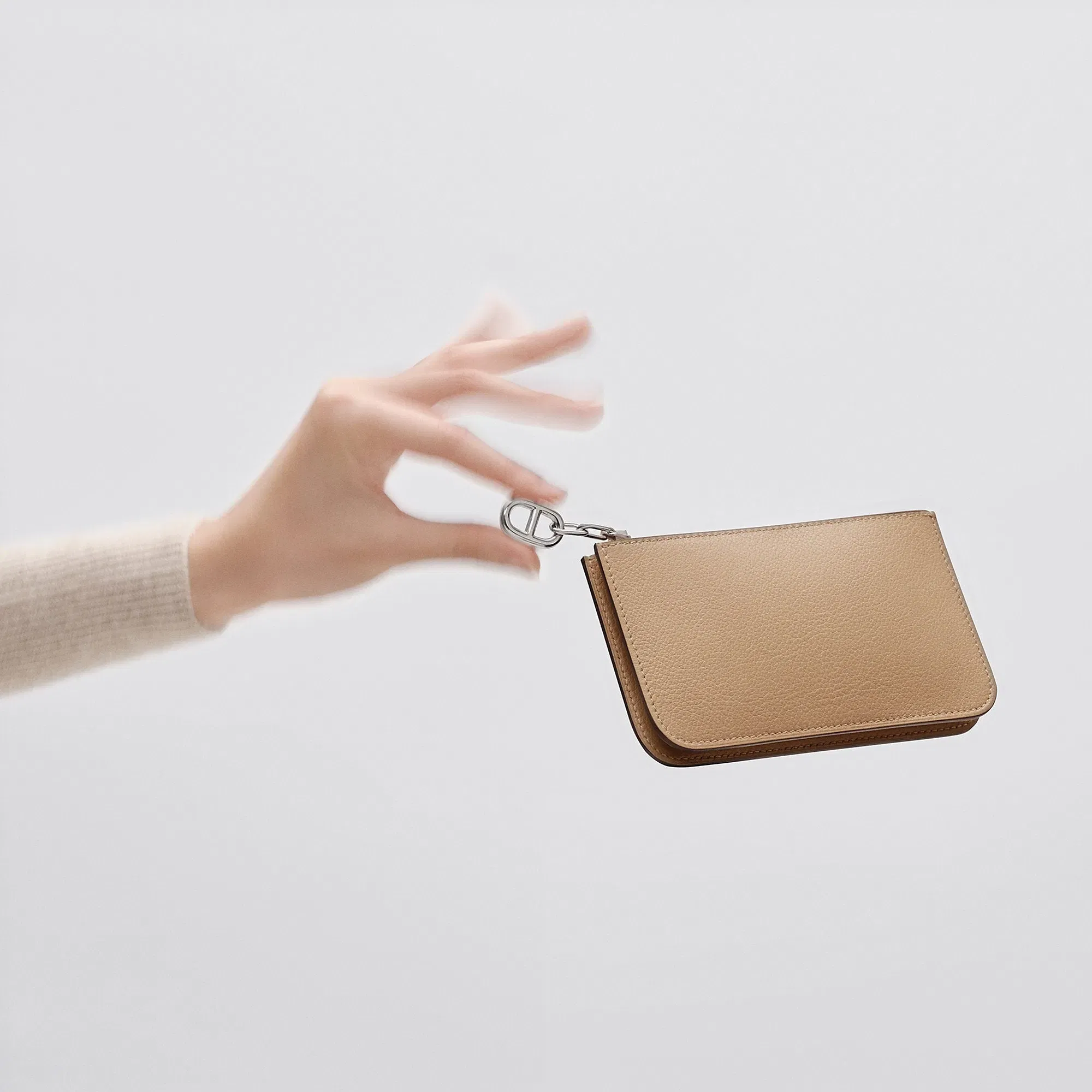 Hermes Zipengo Chaine D'Ancre Card Holder Bton