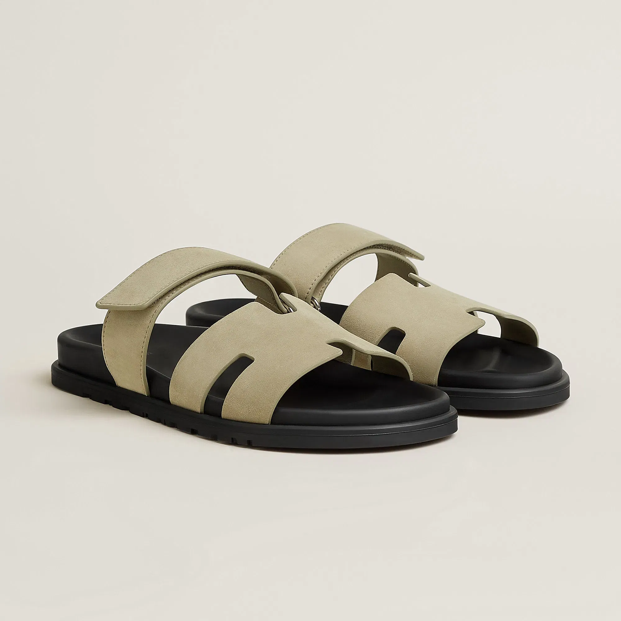 Hermes Chypre Sandal Noir