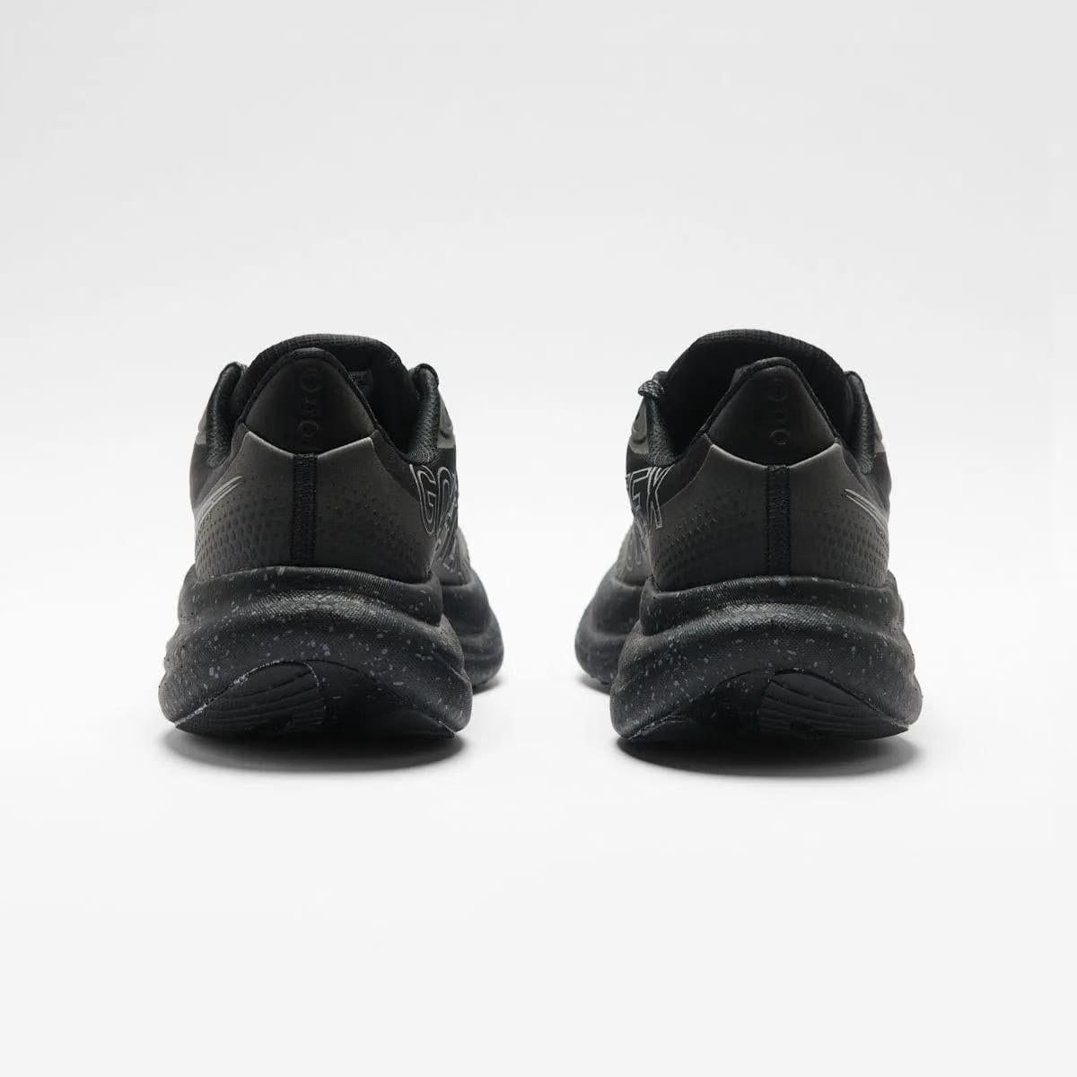Saucony Women's Triumph 23 GTX Triple Black