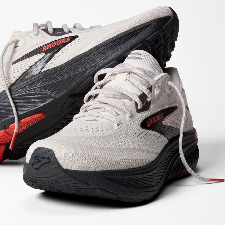 Brooks Ghost 18 Coconut/Pearl/Tigerlily