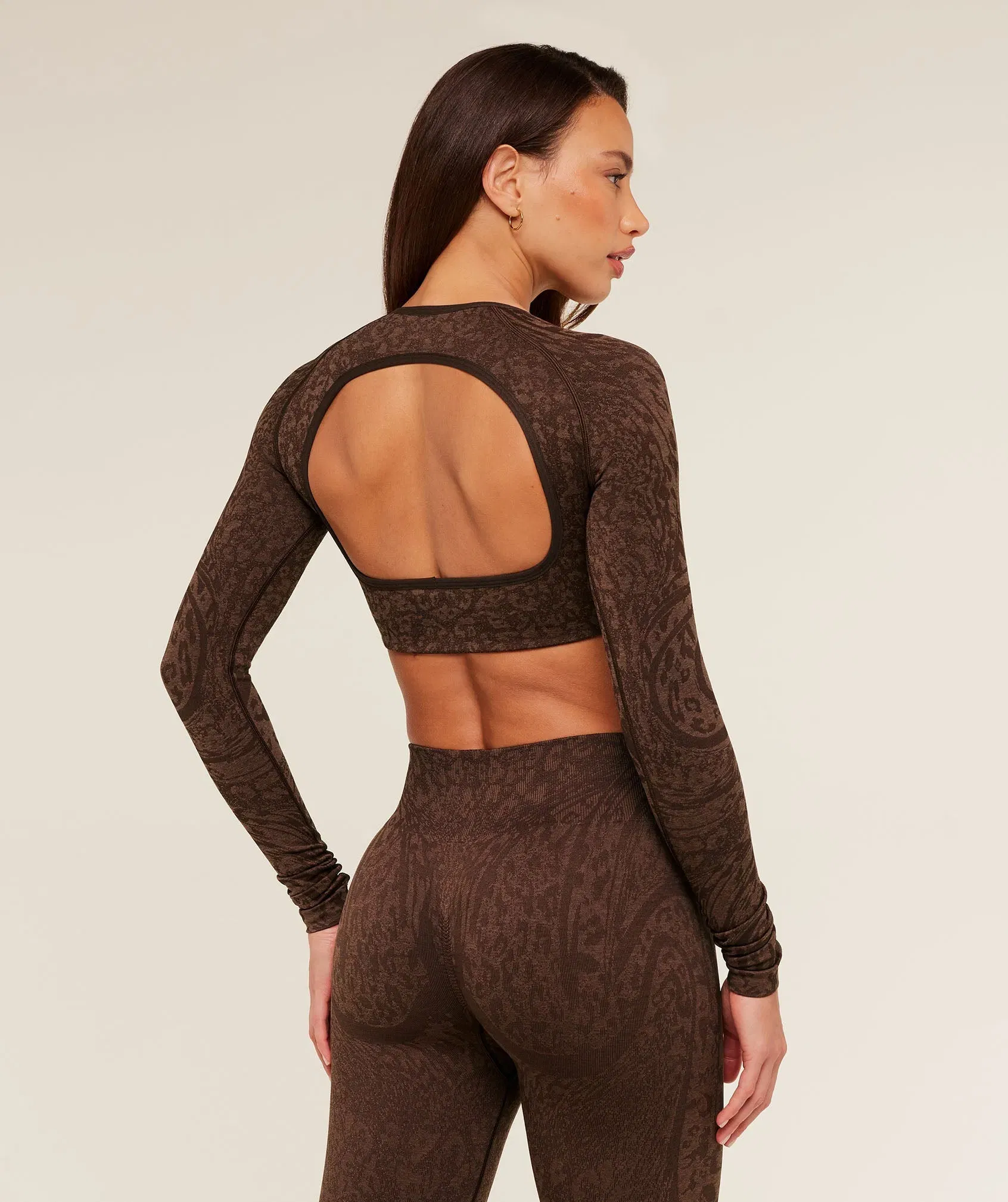 Gymshark Adapt Animal X Whitney Long Sleeve Crop Top - Archive Brown /  Soft Brown