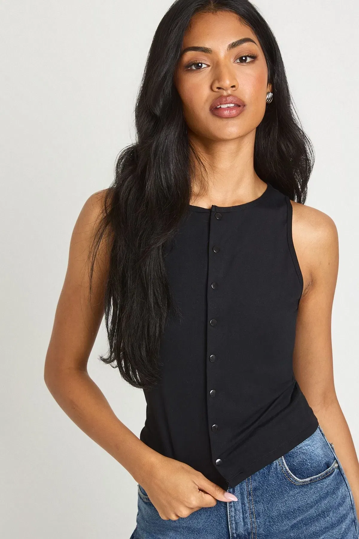 Peached Sculpt Popper Through Sleeveless Top