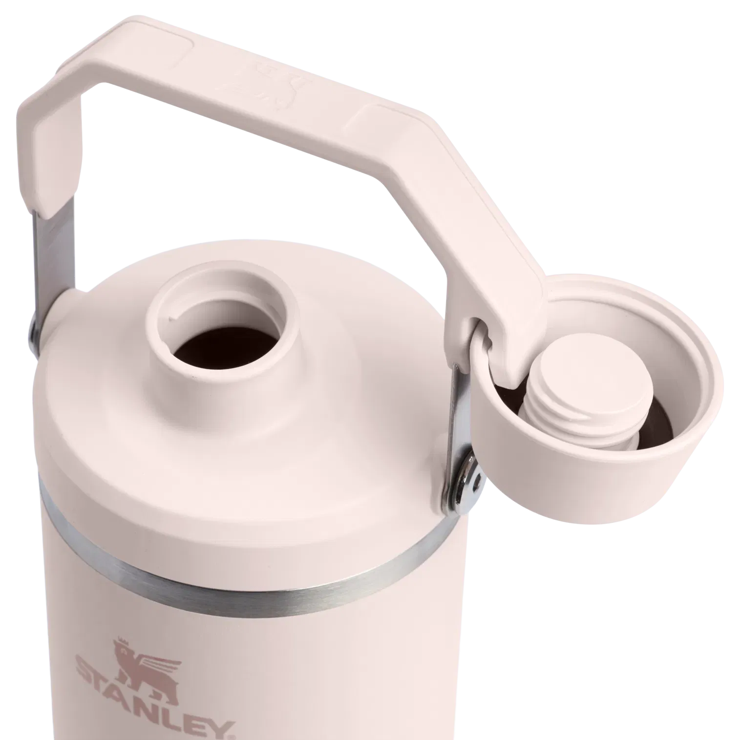 The IceFlow™ Tumbler with Fast Flow Lid