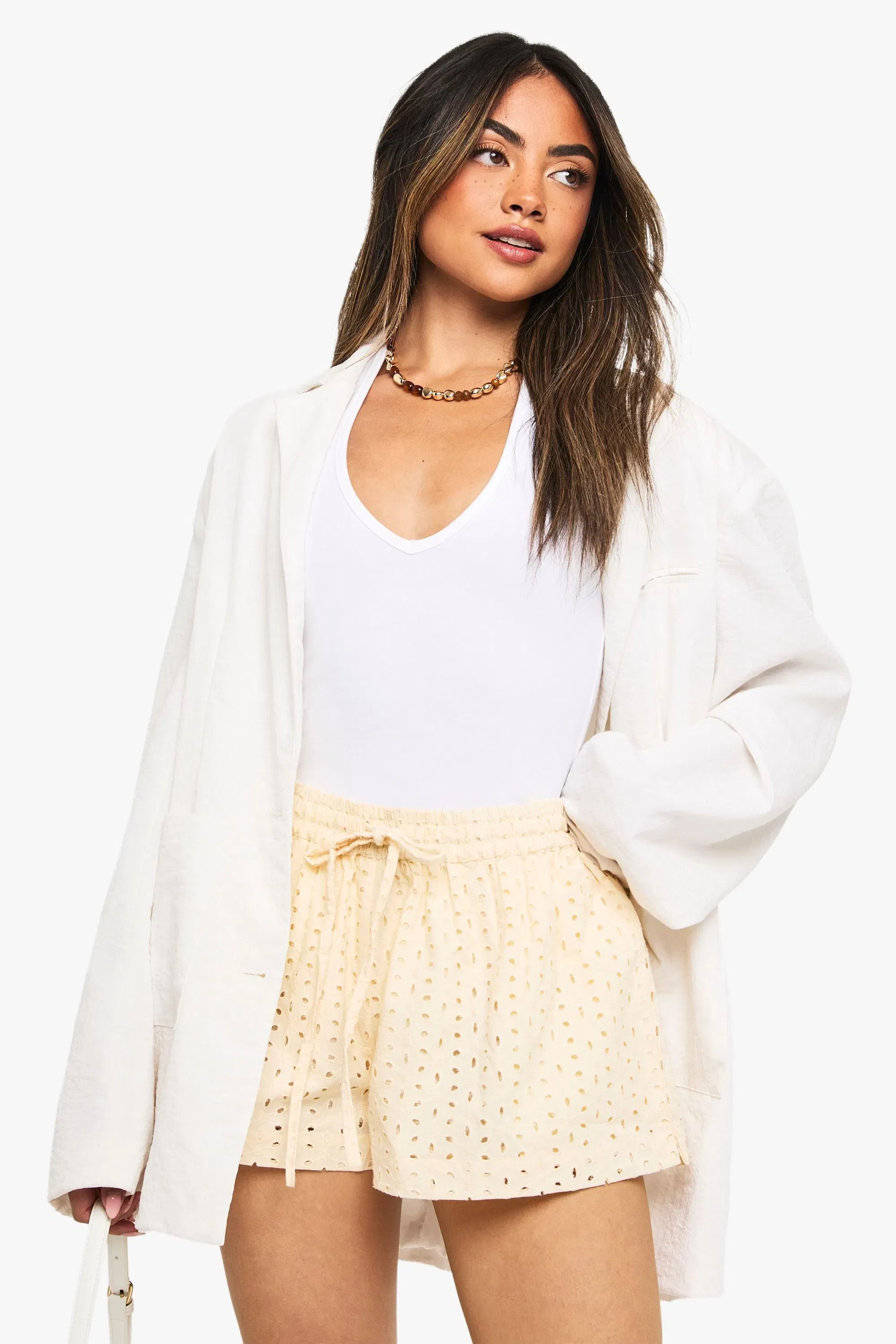 Broderie Shorts