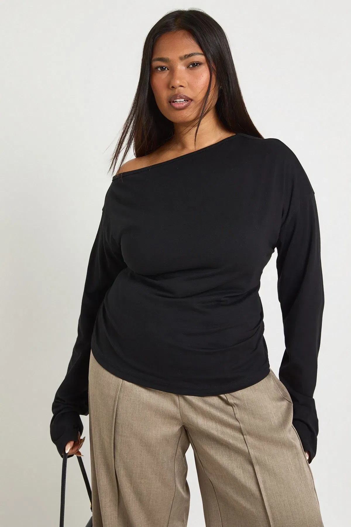 Plus Off The Shoulder Ruched Split Hem Top