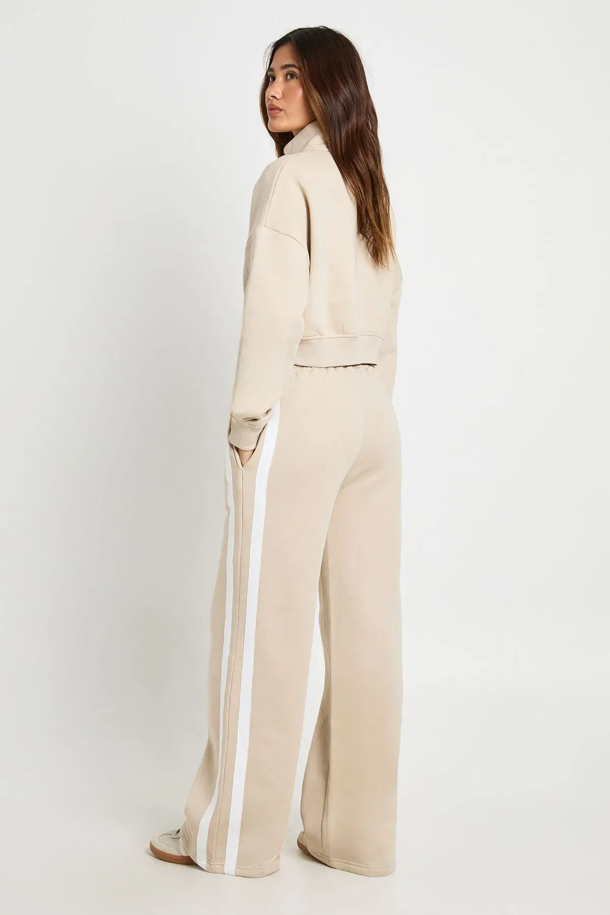 Contrast Striped Funnel Neck Tracksuit