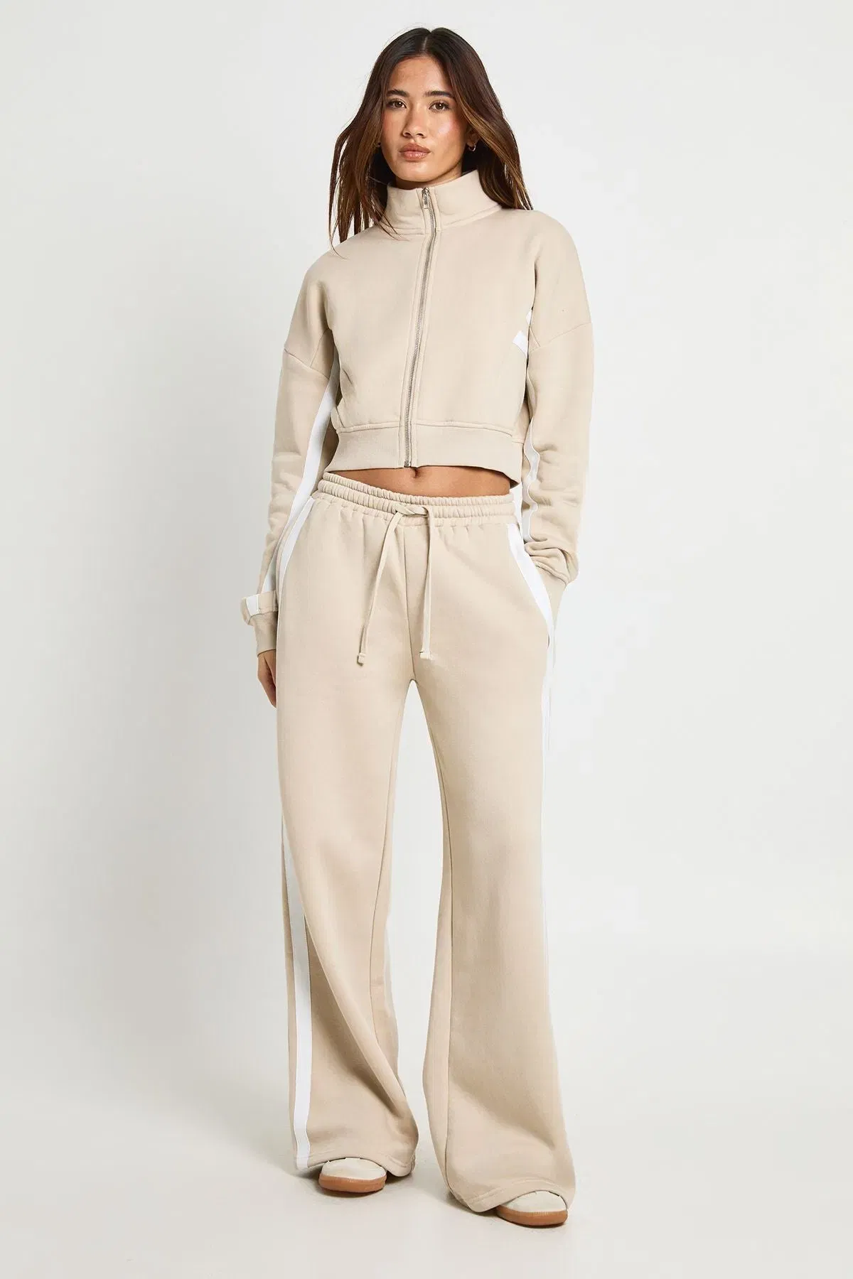 Contrast Striped Funnel Neck Tracksuit