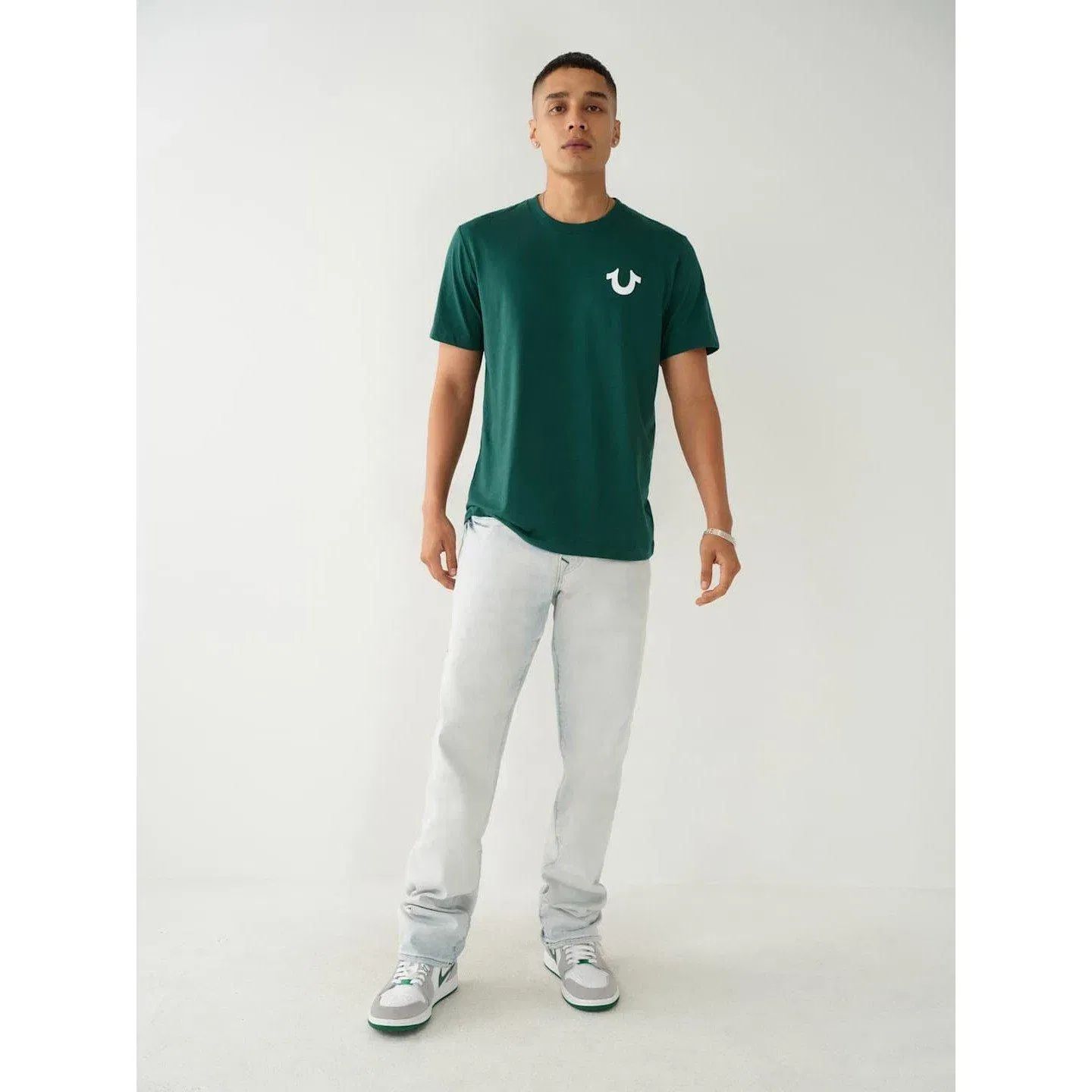 TR Ricky Straight Stretch Jeans