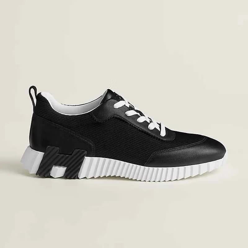 Bouncing sneaker