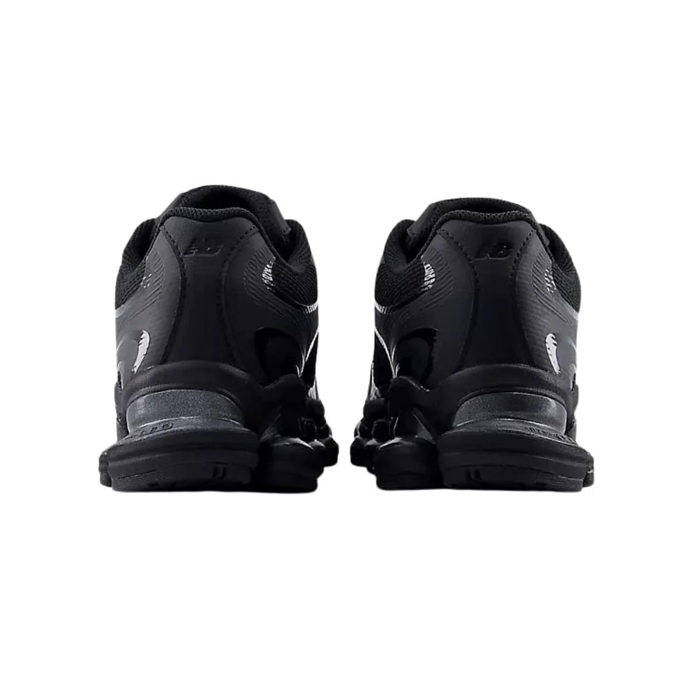 New Balance Abzorb 2000 'Triple Black'