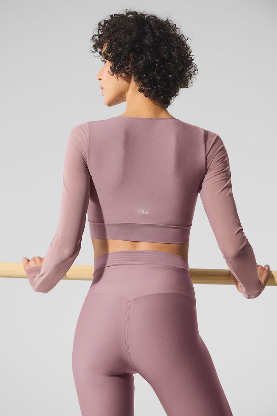 Alo Yoga Airlift Mesh Divine Long Sleeve Bra
