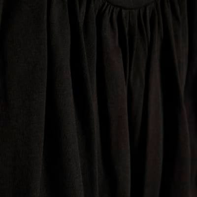 Black Short Sleeve Bubble Hem T-Shirt