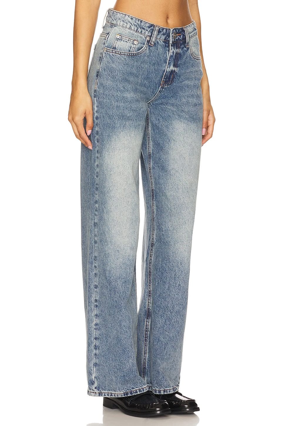 superdown Anisa Baggy Jean in Vintage Wash