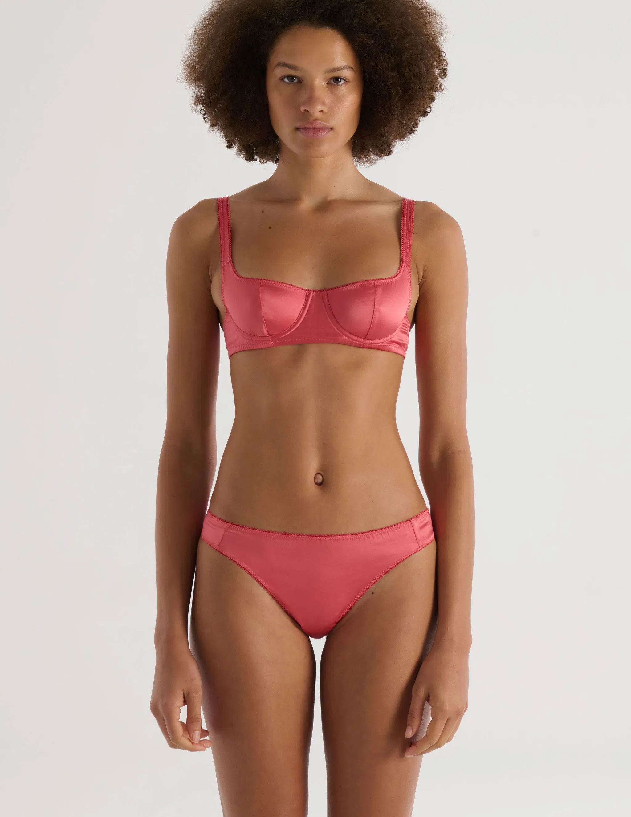 Grier Thong Rose