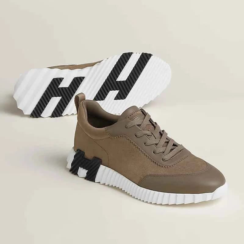 Bouncing sneaker