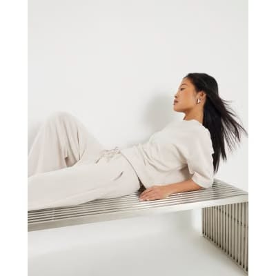 Petite Cream Premium Boxy T-shirt