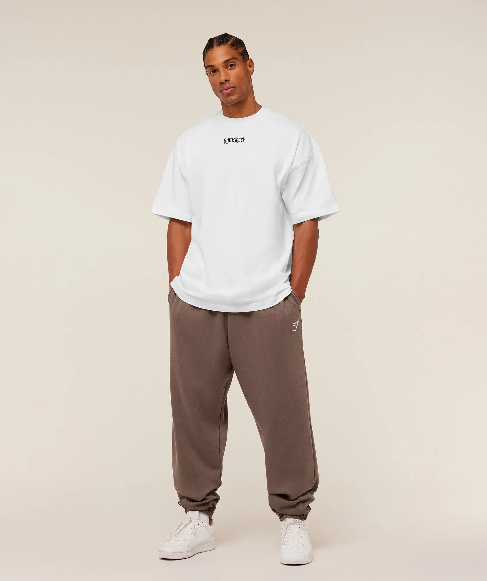 Gymshark Crest Oversized Joggers - Soft Brown