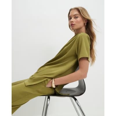 Green Short Sleeve Drape Tunic Top