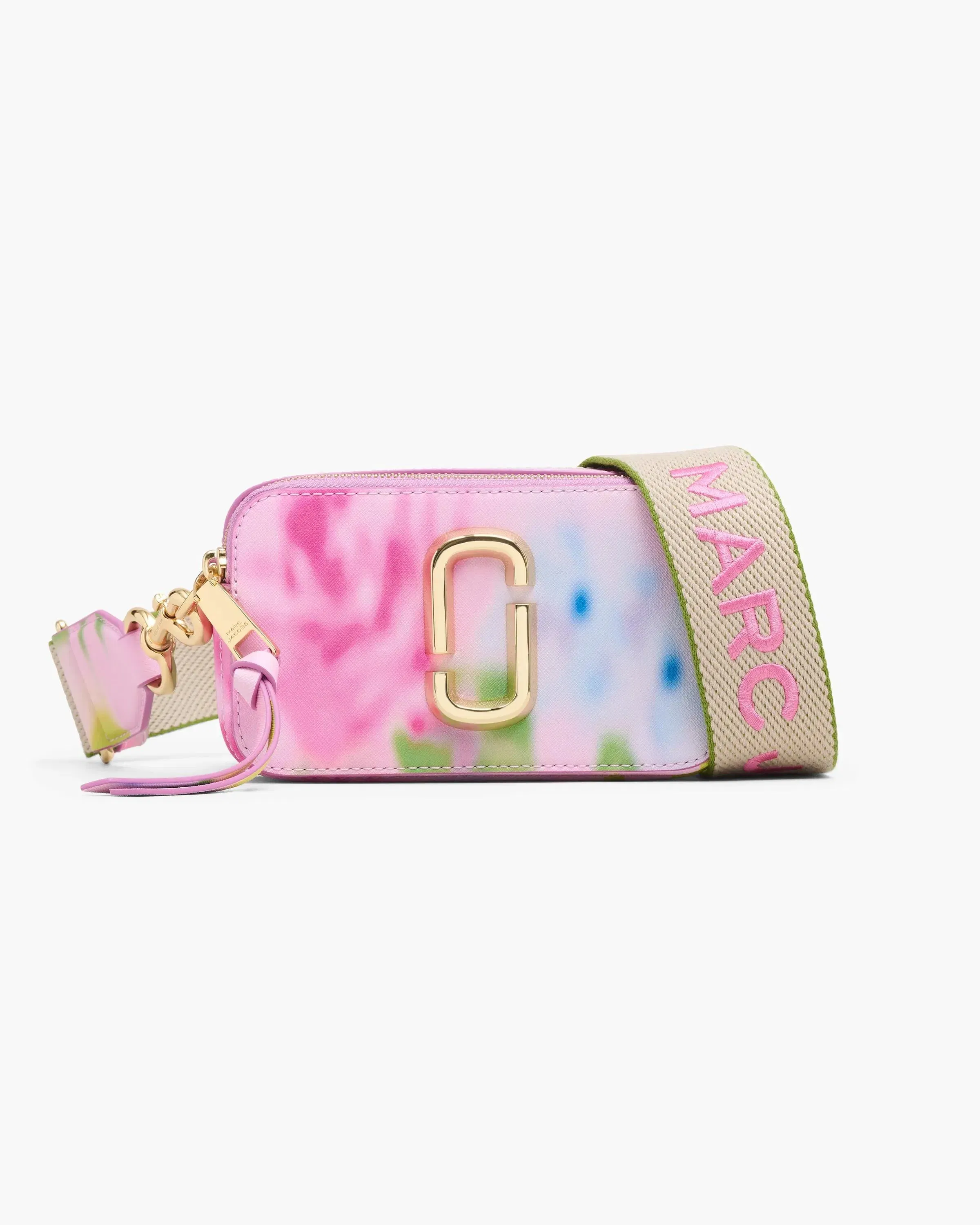 The Blurred Floral Snapshot
