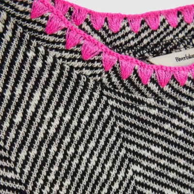 Black Herringbone Whipstitch T-Shirt