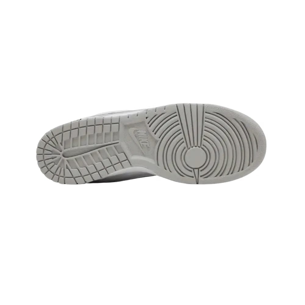 Nike Supreme x Dunk Low SB 'White Metallic Silver'