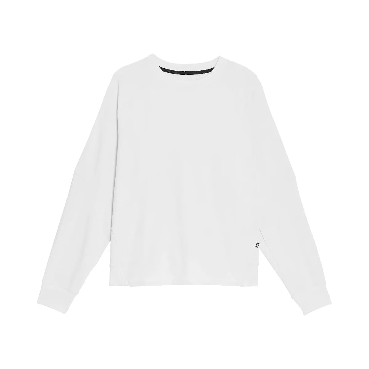 On Movement Crew White