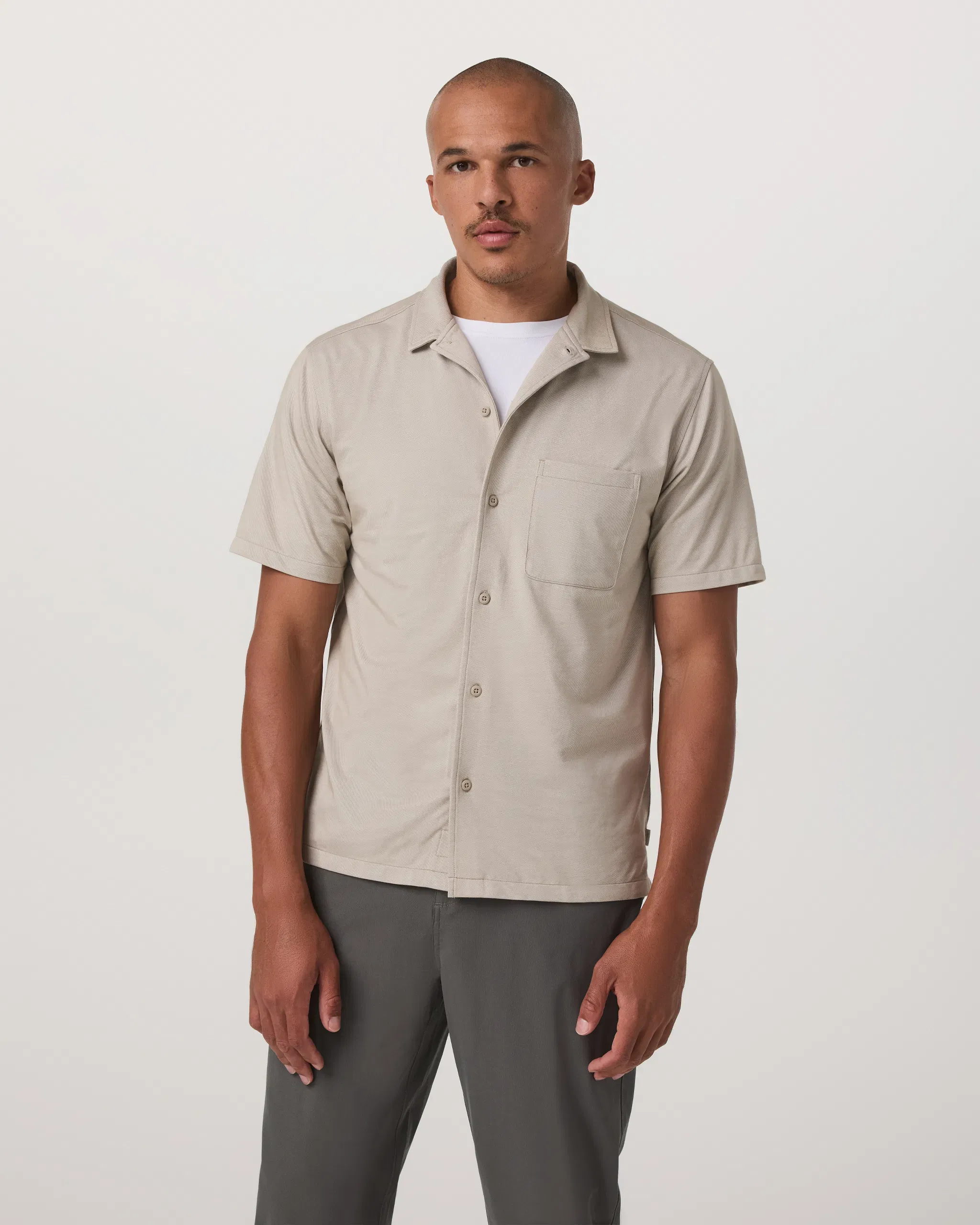 Vuori Short Sleeve Knit Oxford Camp Collar Button Down