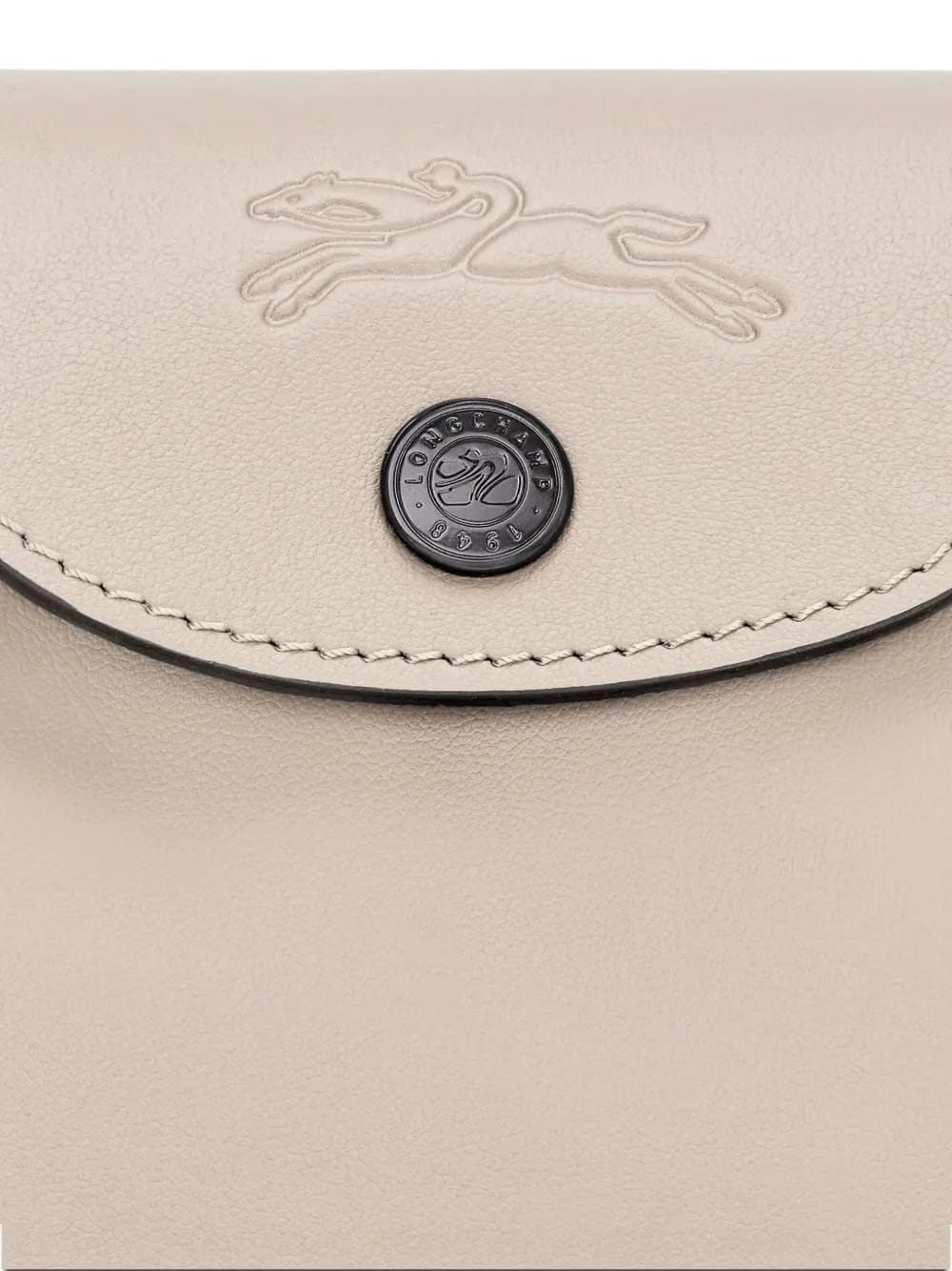 Le Pilage curved leather shoulder bag